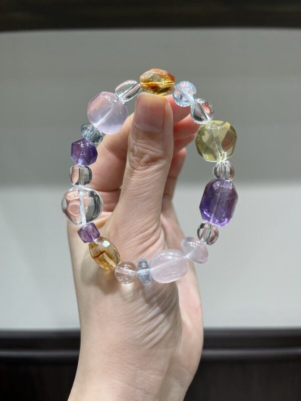hc-1083-450a846f883ff75efa2b548daddd4381.jpg Duobao Freeform Bracelet NO. 1083