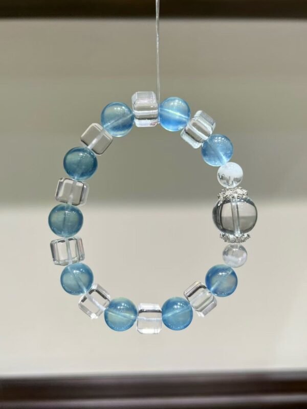 hc-1096-2bf16137a243ee8aff205f2f0fc13161.jpg Aquamarine Sugar-Cube Bracelet NO. 1096