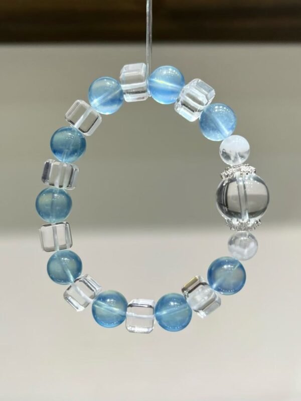 hc-1096-4dc2a4a3b1f61b24a8f34873e2bad88b.jpg Aquamarine Sugar-Cube Bracelet NO. 1096