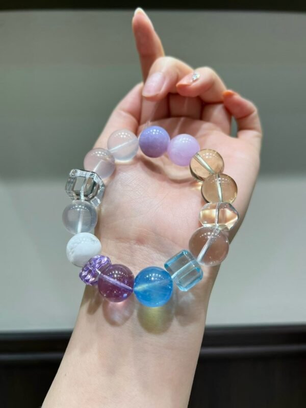 hc-1105-2cf69a5d82df07ea00a747881d5899ad.jpg Aquamarine Sugar-Cube Bracelet NO. 1105
