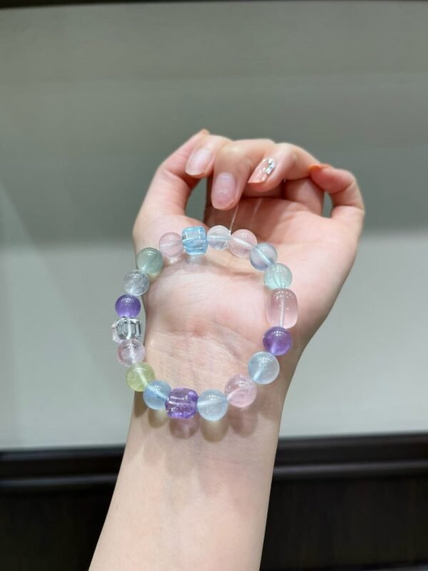 hc-1108-1a800d719477b3cd7f806561b333eaab.jpg Morganite Sugar-Cube Bracelet NO. 1108
