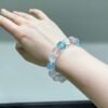 hc-1112-cb66c26df8716e9c487ebb6c6a4bffa3.jpg Topaz Sugar-Cube Bracelet NO. 1112