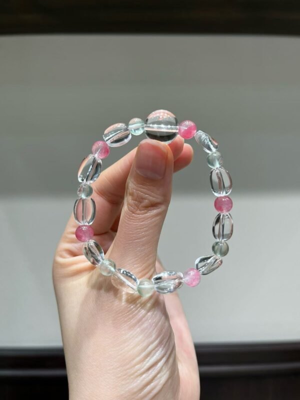 hc-1124-52e08fec9fd07cc90c577383583b67ed.jpg Clear Quartz Candy Bracelet NO. 1124