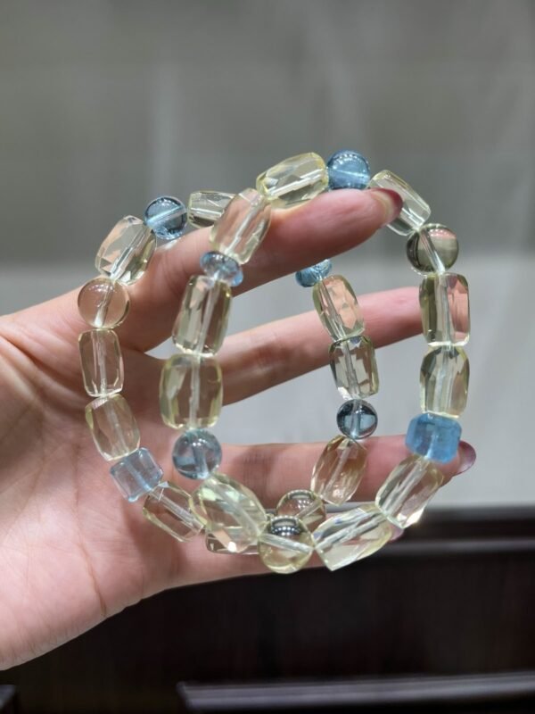 Topaz Bracelet NO. 1176