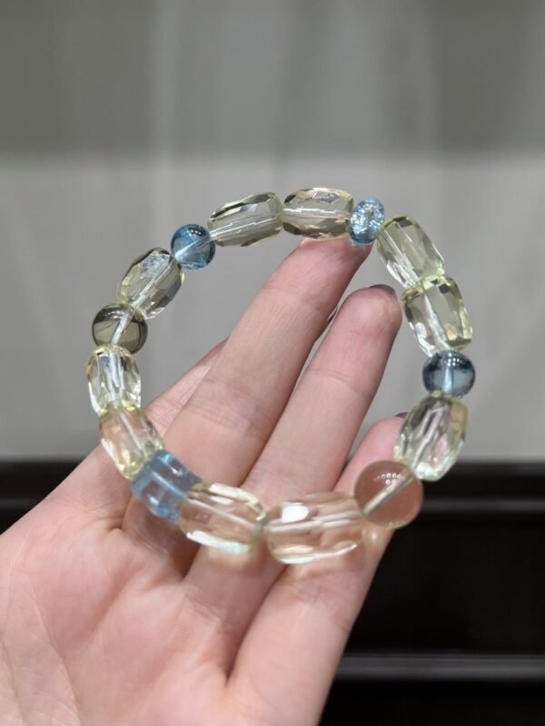 Topaz Bracelet NO. 1176