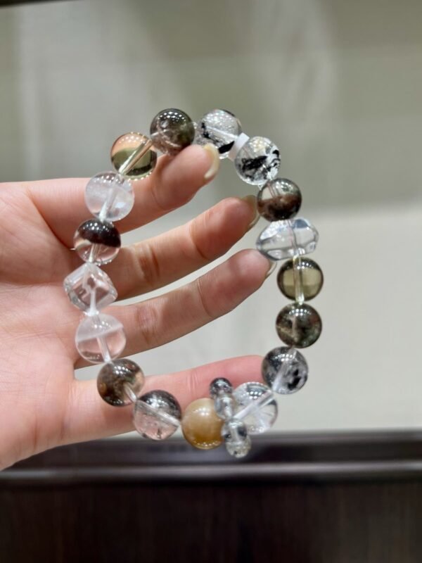 Phantom Quartz Bracelet NO. 1217