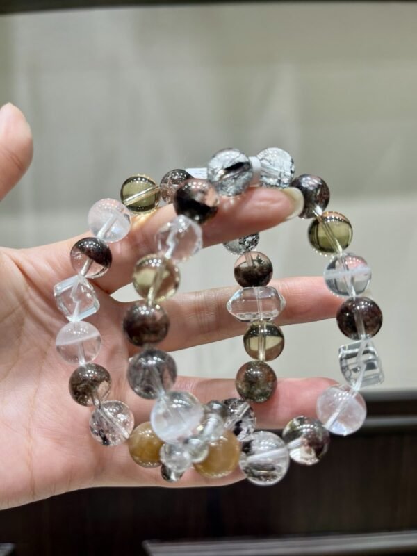 Phantom Quartz Bracelet NO. 1217