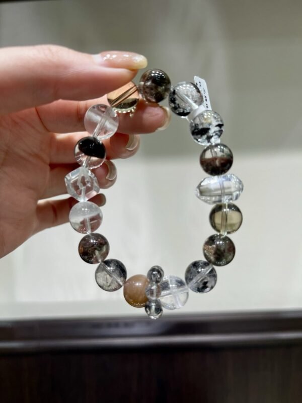 Phantom Quartz Bracelet NO. 1217