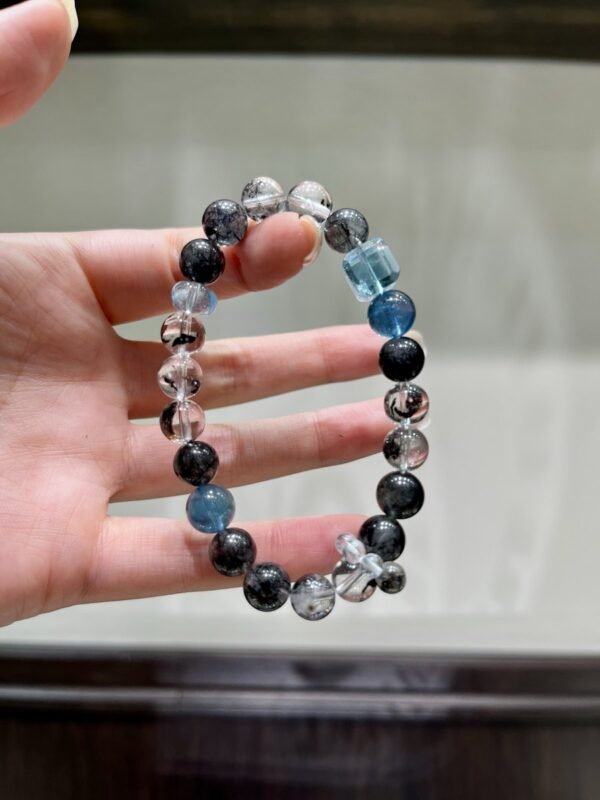 hc-1280-c6bafe1672edf0ad7d2b2a288d5d25bf.jpg Topaz Sugar-Cube Bracelet NO. 1280