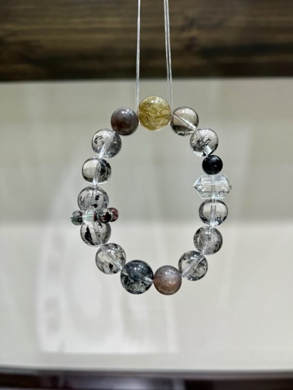 hc-1290-d4bee0ec80dd77c862d34a9286da40ba.jpg Rutilated Quartz Bracelet NO. 1290