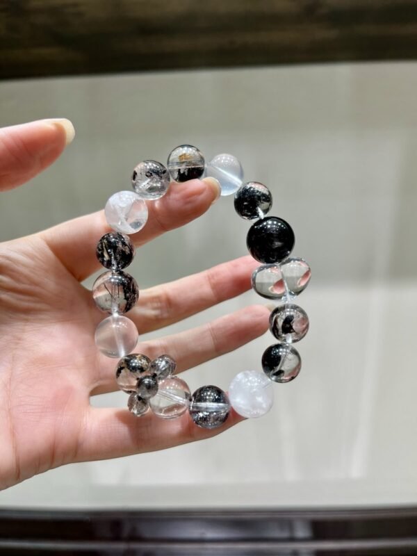 Phantom Quartz Bracelet NO. 1291