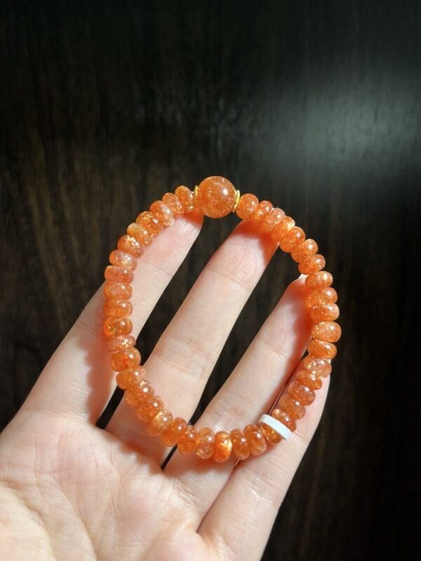 hc-1304-b3eae7501eeb4db5b8721df174759c93.jpg Golden Sunstone Bracelet NO. 1304